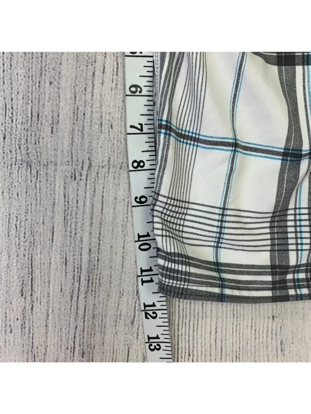 Men's O'Neill sz 31 Board Shorts Swim Trunks Plaid White Gray Blue